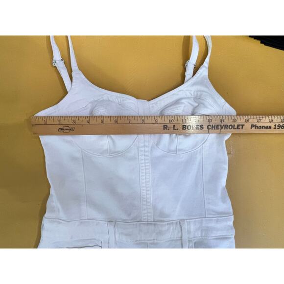 Guess Vanna Sleeveless Skinny Leg Denim Jumpsuit White Womens Size M x 29 NWT - Picture 12 of 15